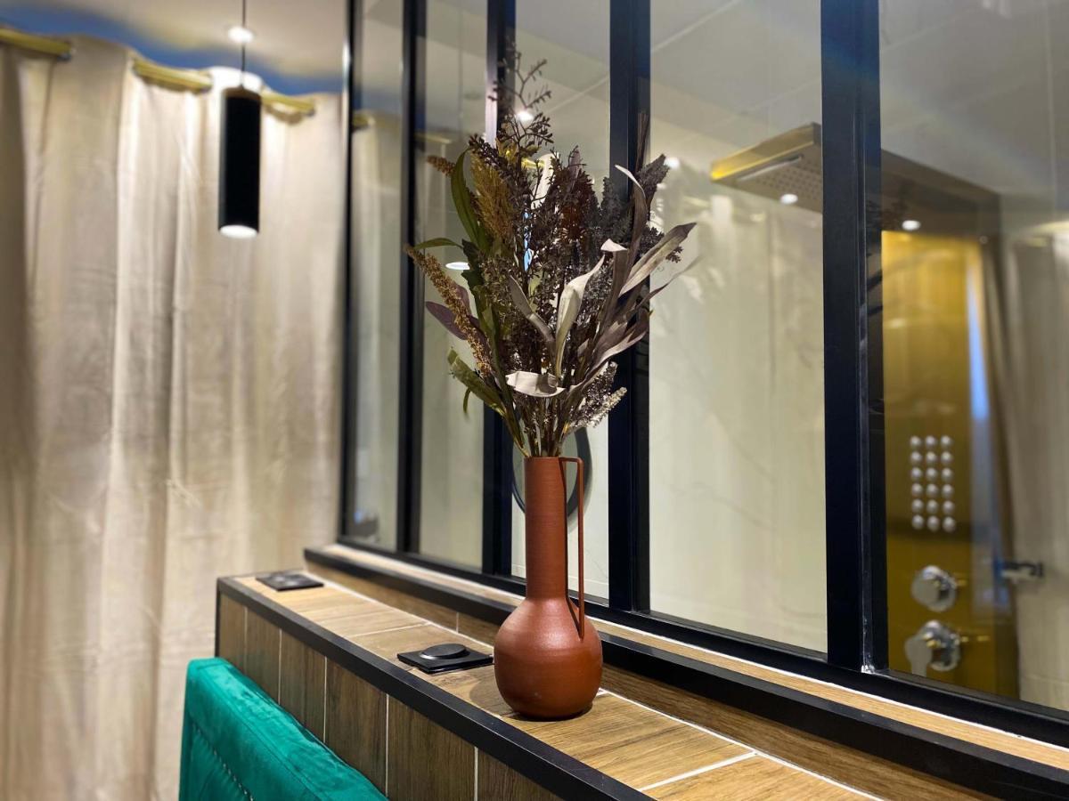 Apartment Capsule Egypte - Jacuzzi - Sauna - Billard - Netflix & Cinema - Nintendo Switch & Jeu - *