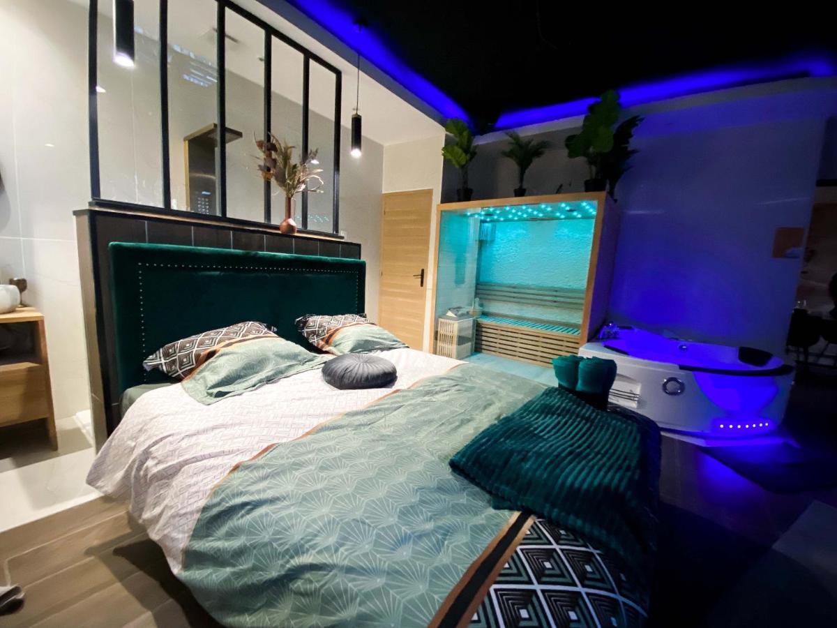 Apartamento Capsule Egypte - Jacuzzi - Sauna - Billard - Netflix & Cinema - Nintendo Switch & Jeu - Crespin (Nord)