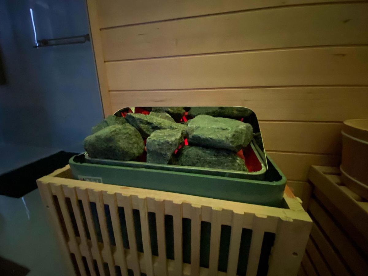 Capsule Egypte - Jacuzzi - Sauna - Billard - Netflix & Cinema - Nintendo Switch & Jeu - *